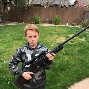 Meet your Posher, Nnicolas